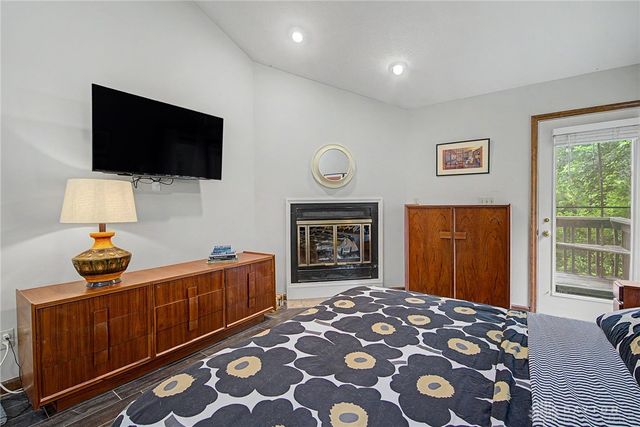 6411 Shadow Lake Trail, Centerville, OH 45459