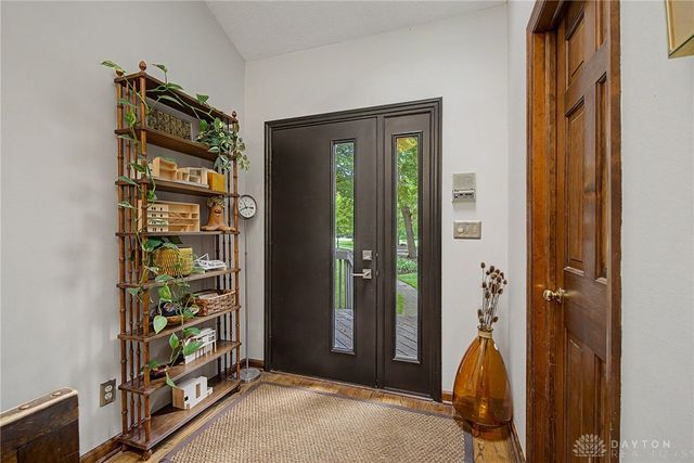 6411 Shadow Lake Trail, Centerville, OH 45459