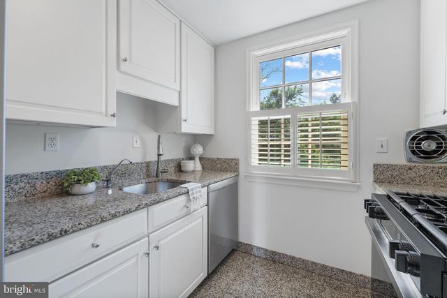 911 S LEE ST, Alexandria, VA 22314