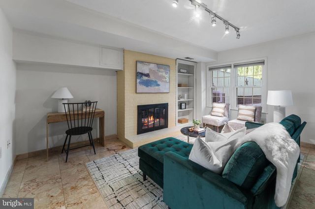 911 S LEE ST, Alexandria, VA 22314