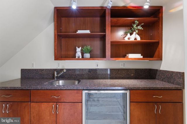 911 S LEE ST, Alexandria, VA 22314