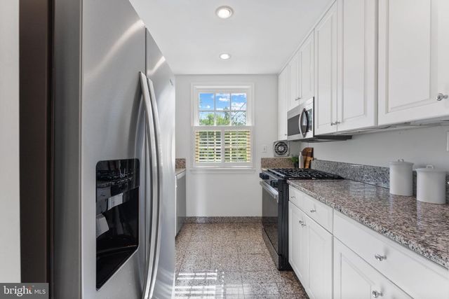 911 S LEE ST, Alexandria, VA 22314