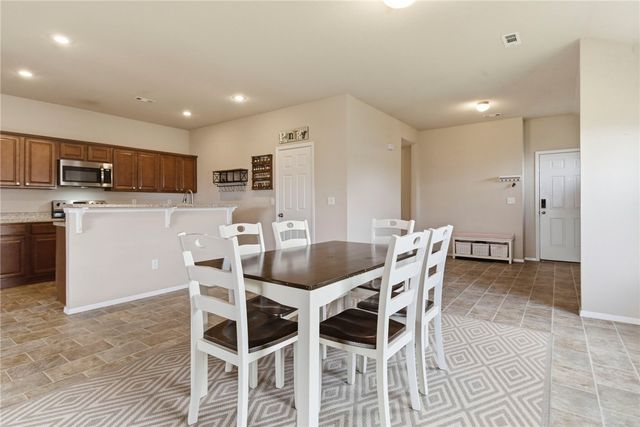 7964 Bridgegate Avenue, Springdale, AR 72762