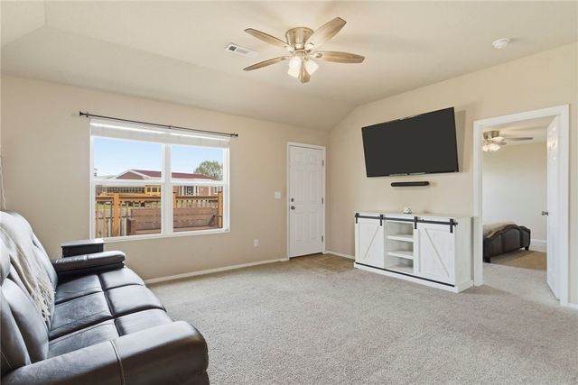 7964 Bridgegate Avenue, Springdale, AR 72762