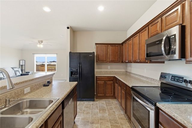 7964 Bridgegate Avenue, Springdale, AR 72762