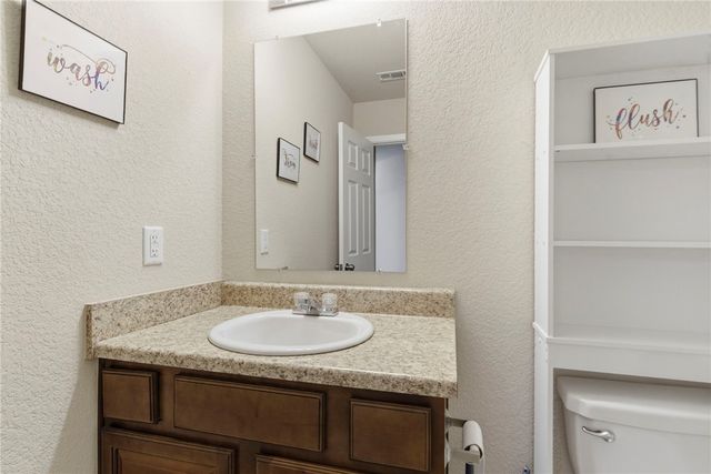 7964 Bridgegate Avenue, Springdale, AR 72762