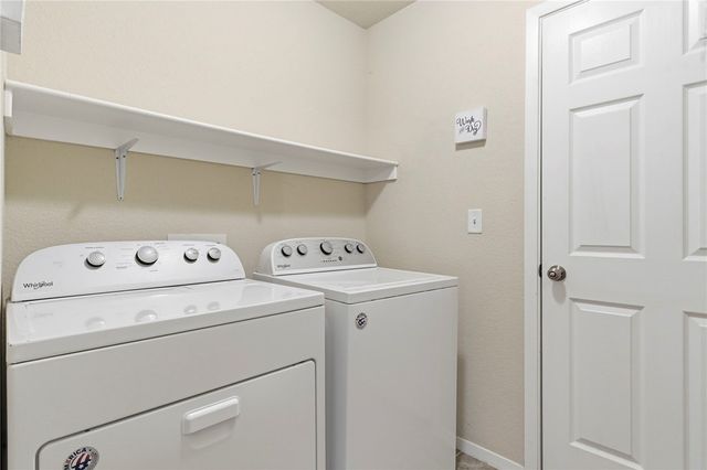 7964 Bridgegate Avenue, Springdale, AR 72762