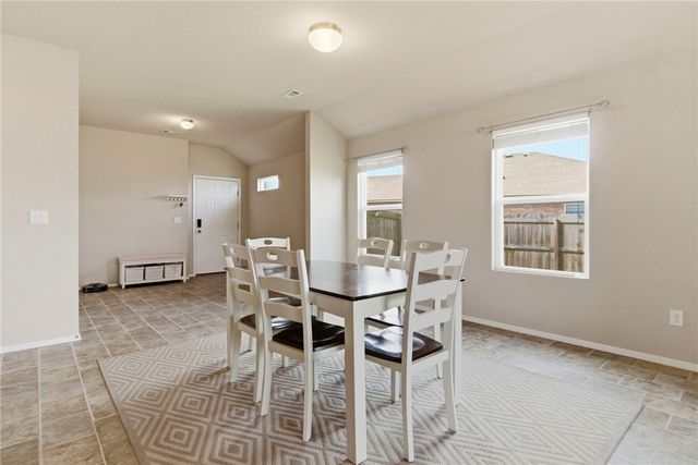 7964 Bridgegate Avenue, Springdale, AR 72762