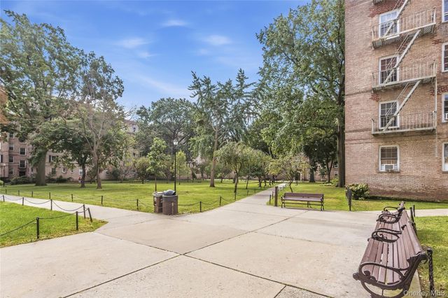 51-10 30 Avenue 4, Woodside, NY 11377