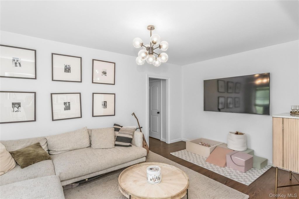 51-10 30 Avenue 4, Woodside, NY 11377 — photo 2