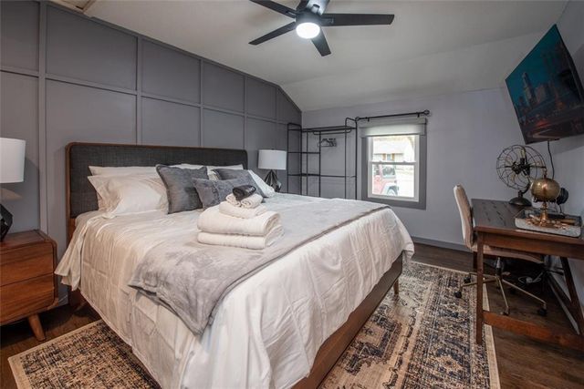 7244 Beverly Street, Overland Park, KS 66204