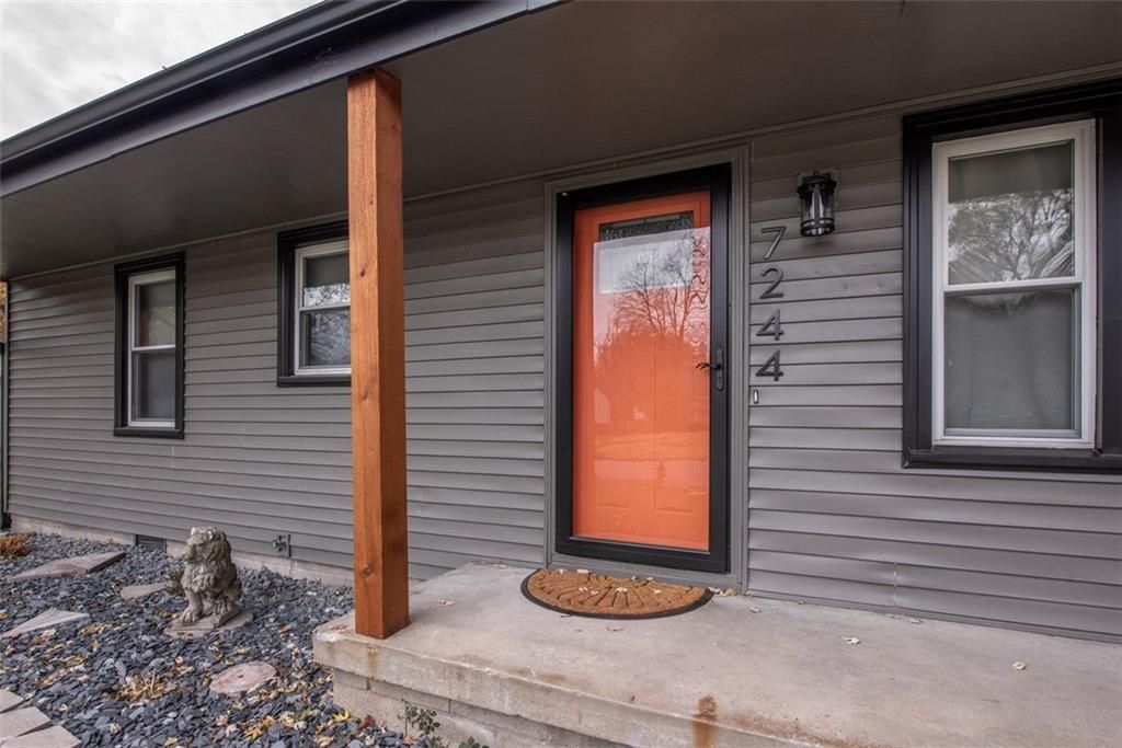 7244 Beverly Street, Overland Park, KS 66204