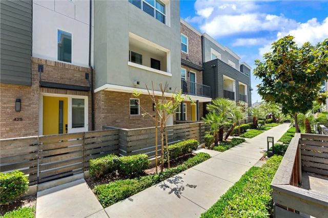 419 Falcon Place, Covina, CA 91723