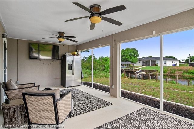 362 Parker Street NE, Lake Placid, FL 33852