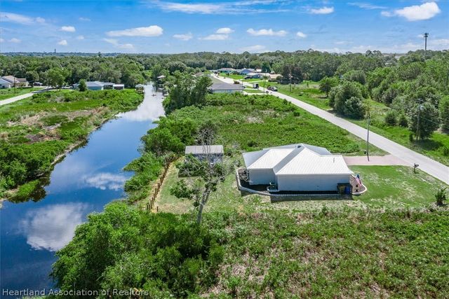 362 Parker Street NE, Lake Placid, FL 33852
