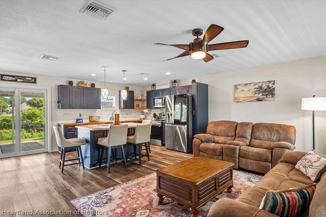 362 Parker Street NE, Lake Placid, FL 33852