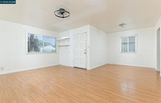 2980 Rollingwood Dr, San Pablo, CA 94806