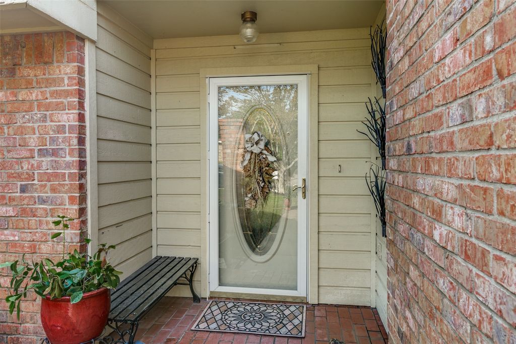 6300 Canyon Circle, Fort Worth, TX 76133 — photo 3