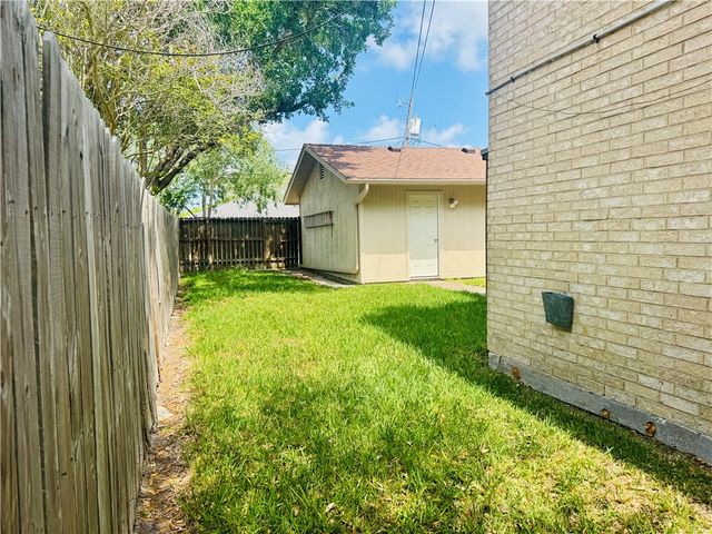 4618 Cedar Pass Dr 2-A, Corpus Christi, TX 78413