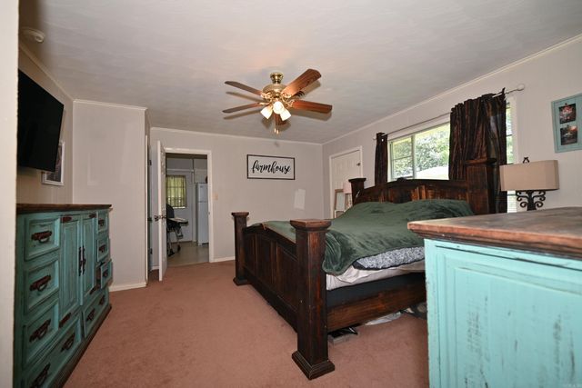 8305 E Cherry Street, Benton, AR 72015