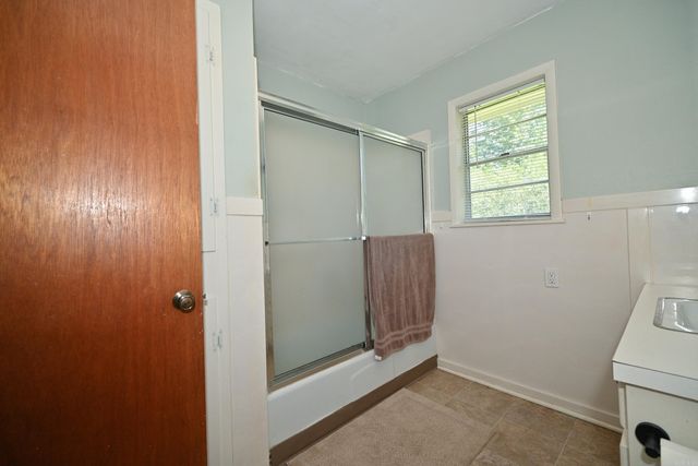 8305 E Cherry Street, Benton, AR 72015