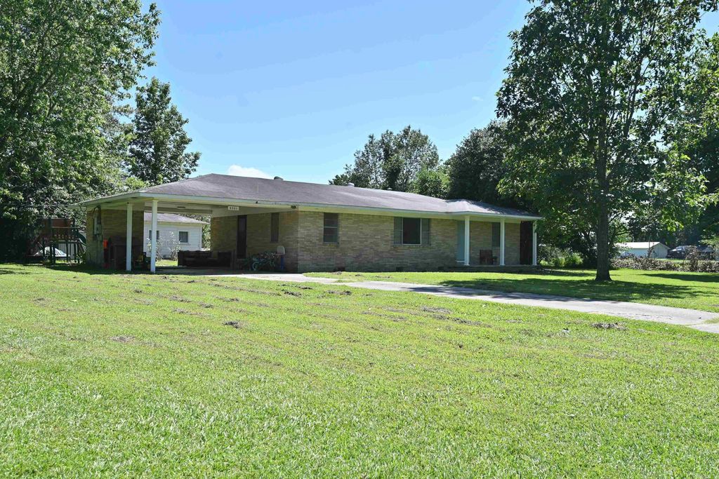 8305 E Cherry Street, Benton, AR 72015