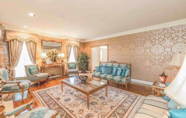 599 Woods Edge Drive, London, KY 40741