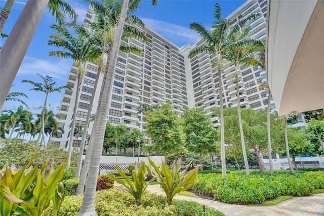 600 Three Islands Blvd 1016, Hallandale Beach, FL 33009