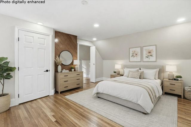 34 Hitching Post Lane, Bedford, NH 03110