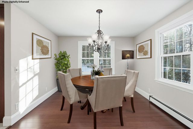 34 Hitching Post Lane, Bedford, NH 03110