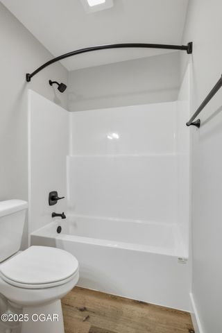 2004 Lakeview Street, Carthage, MO 64836