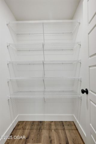 2004 Lakeview Street, Carthage, MO 64836