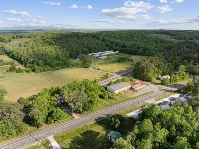 1272 Tunnel Hill Varnell Road NW, Dalton, GA 30720