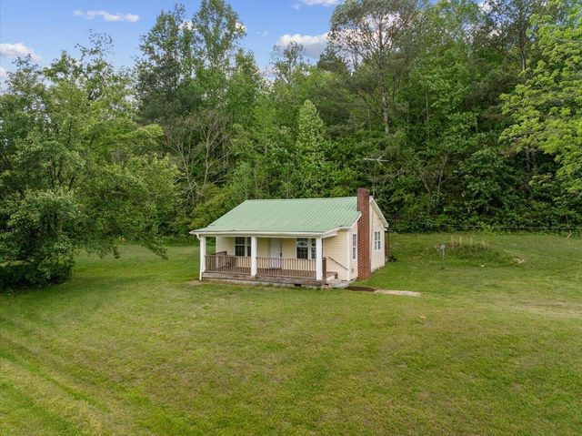 1272 Tunnel Hill Varnell Road NW, Dalton, GA 30720