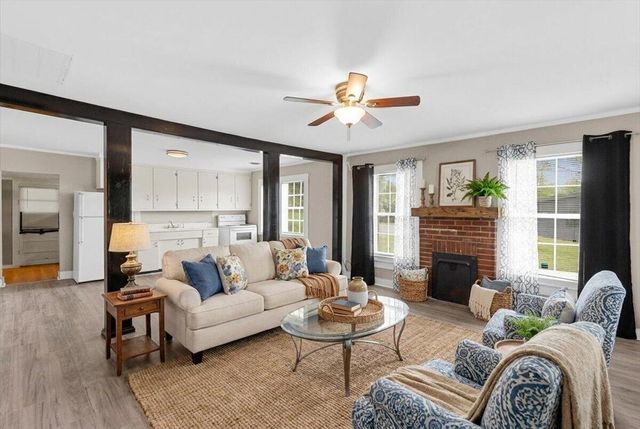 1272 Tunnel Hill Varnell Road NW, Dalton, GA 30720