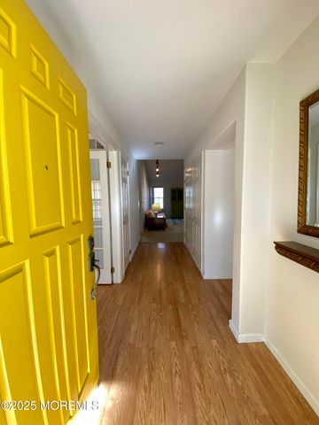 1121A Thornbury Lane, Manchester, NJ 08759