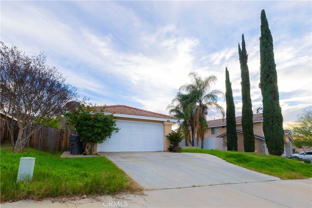 27921 Golden Hill Court, Menifee, CA 92585 — exterior