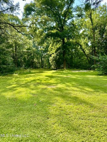 1867 Mt. Alban Road, Vicksburg, MS 39180