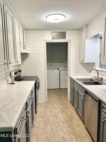 1867 Mt. Alban Road, Vicksburg, MS 39180