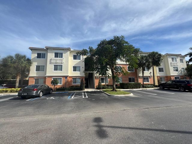 9849 Baywinds 8204, West Palm Beach, FL 33411