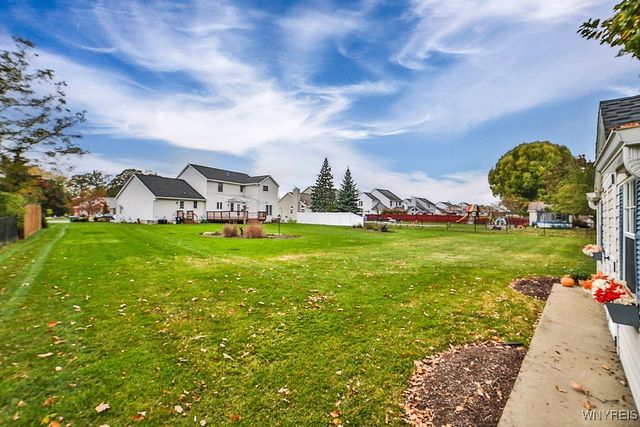 7373 Balla Drive, Wheatfield, NY 14120