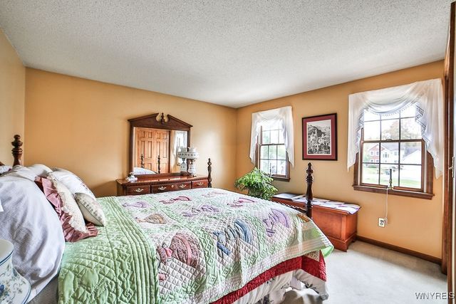 7373 Balla Drive, Wheatfield, NY 14120