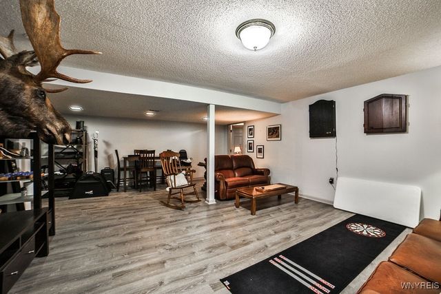 7373 Balla Drive, Wheatfield, NY 14120