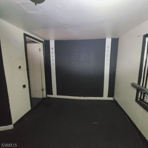 471 S 16Th St, Newark City, NJ 07103