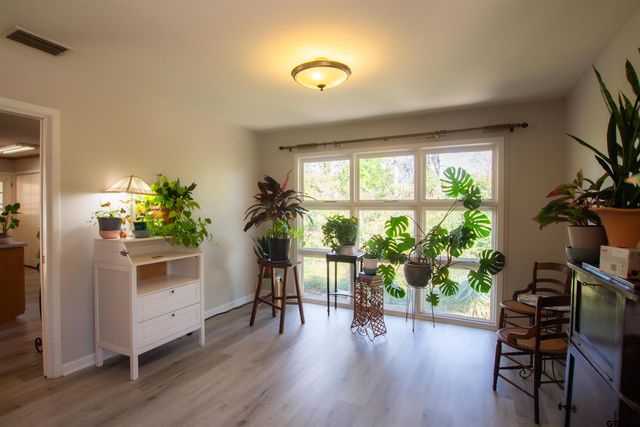 2111 Woodhaven Dr, Tyler, TX 75701