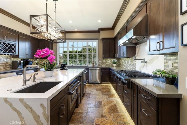 725 Carriage House, Arcadia, CA 91006