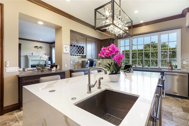 725 Carriage House, Arcadia, CA 91006