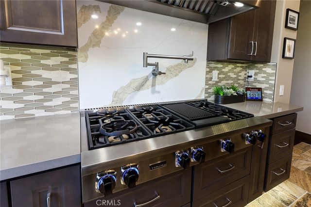 725 Carriage House, Arcadia, CA 91006