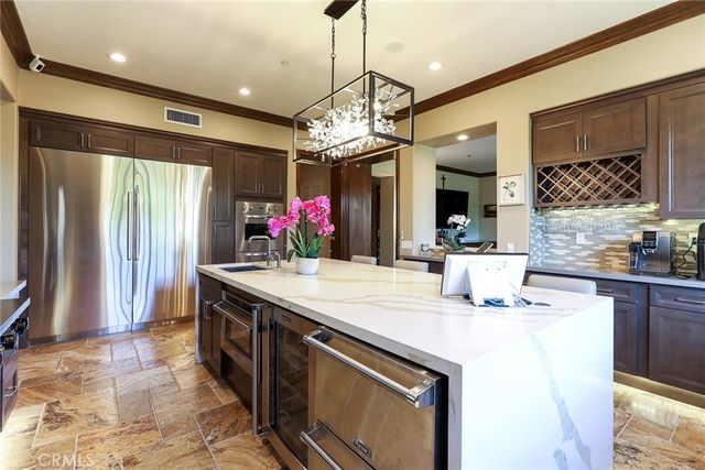 725 Carriage House, Arcadia, CA 91006