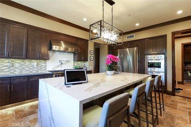 725 Carriage House, Arcadia, CA 91006